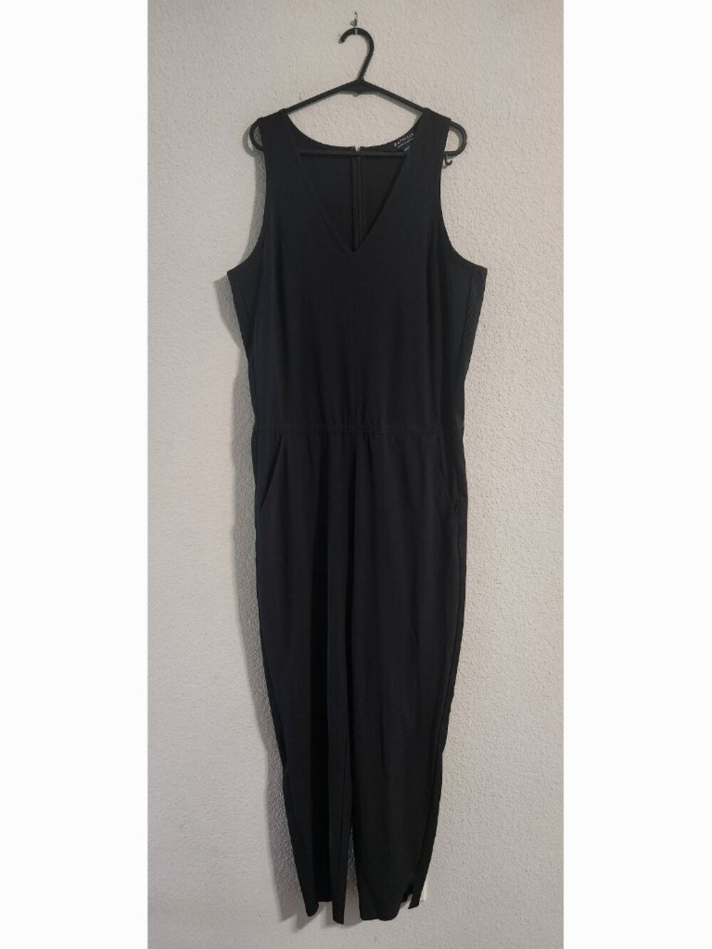 Athleta Brooklyn Jumpsuit Women’s size 8 black #981021